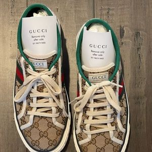 Authentic Gucci 1977 Tennis shoe